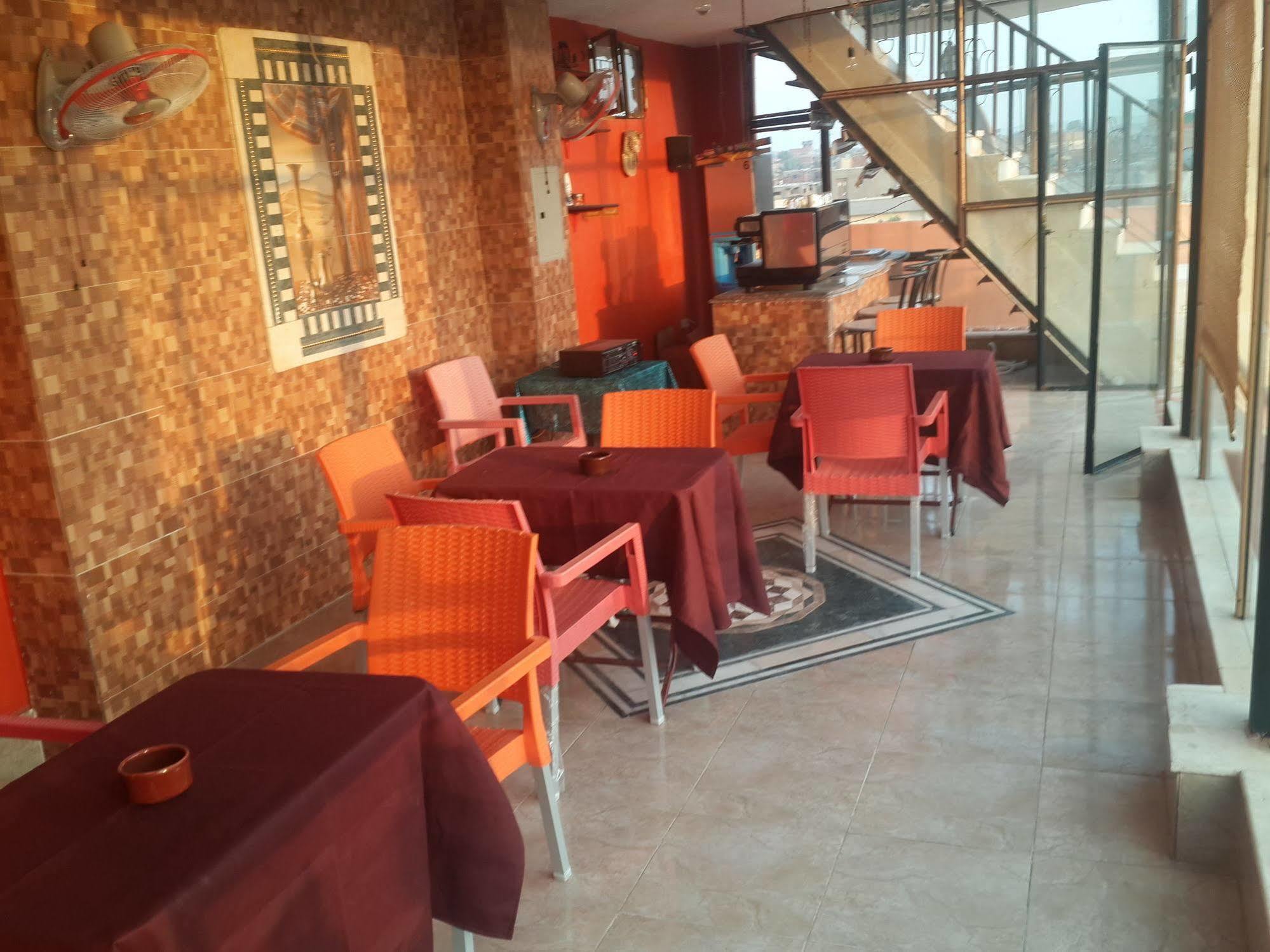 Pyramids Plateau Inn Giza Exterior foto